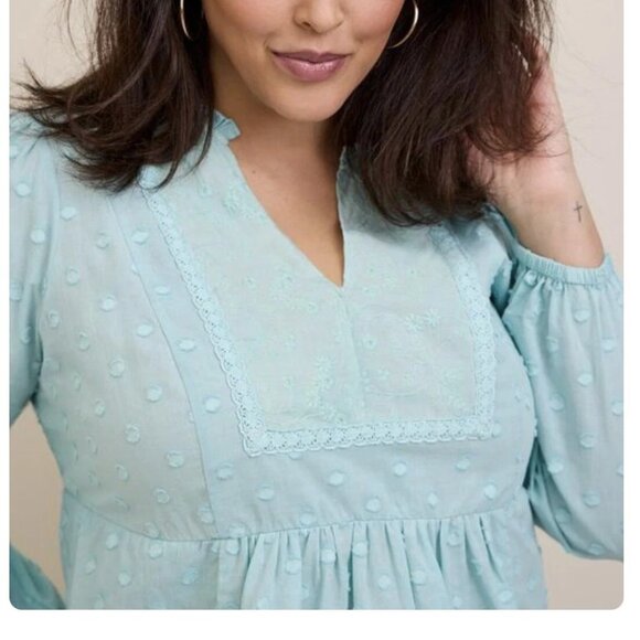 Torrid Light Blue Eyelet Clip Dot Long Sleeve Cotton Top Blouse Womens Size 2X - Picture 14 of 14